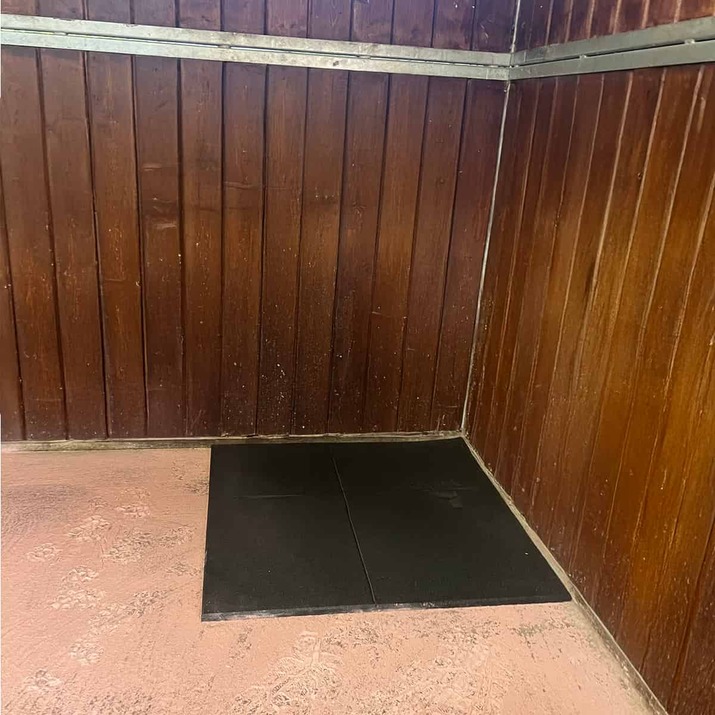 Stable mat 20 mm, 1 x 1 m