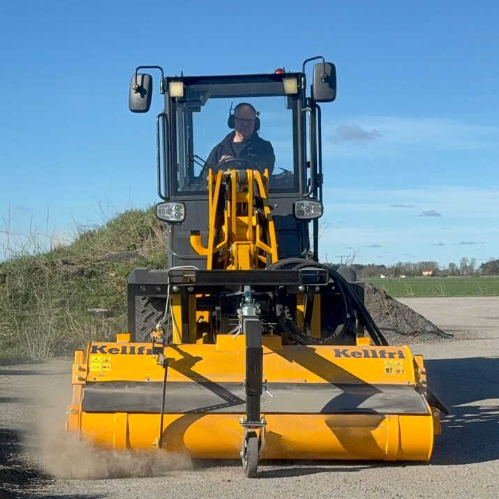 Sweeper with collector