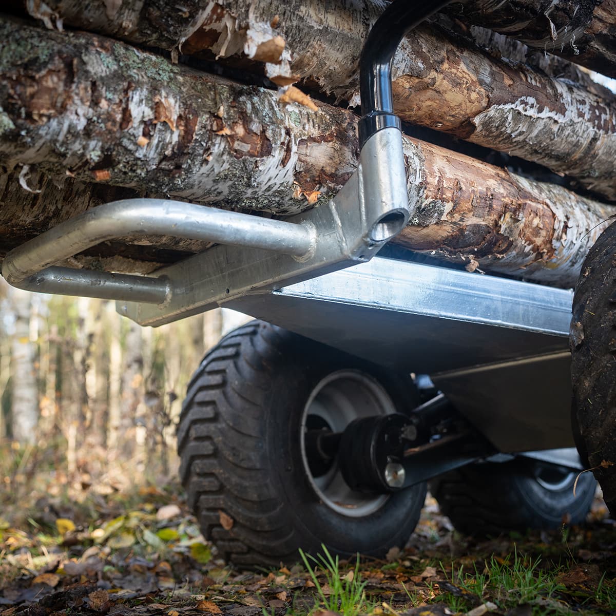 3-tonne forestry trailer ATV with 4,2 m crane