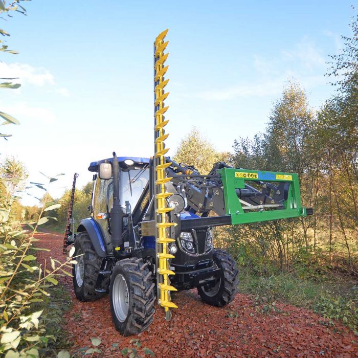 Hedge trimmer for frontloaders with bolted Trima attachment