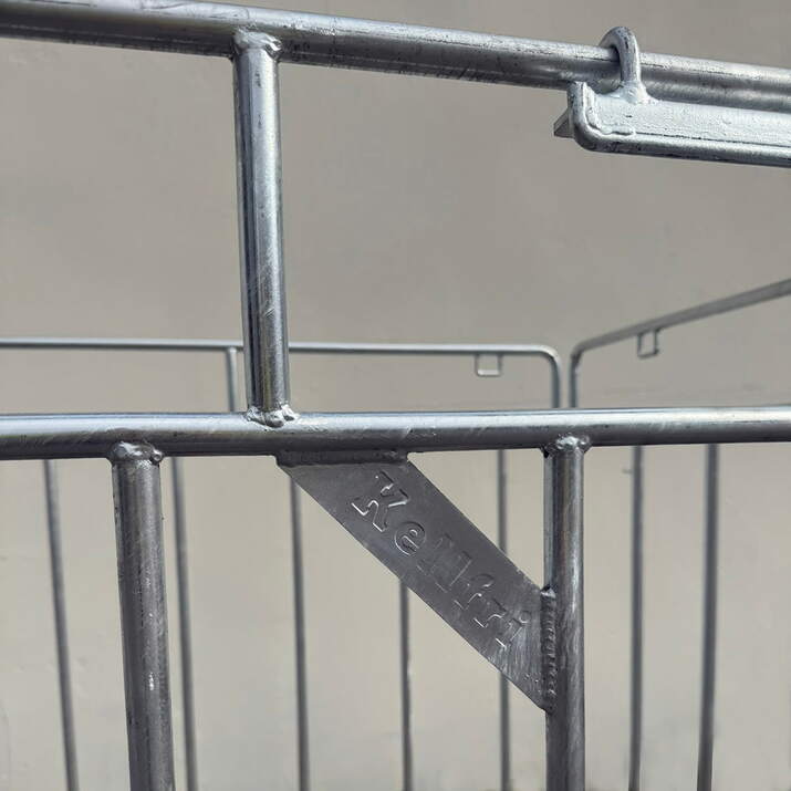 Firewood sack stand for EU and Hydro pallets