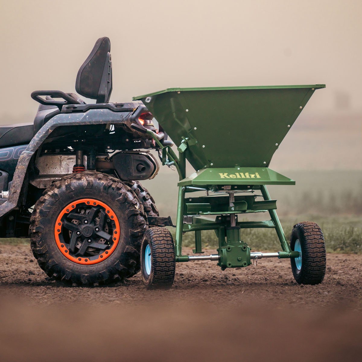 Salt & fertilizer spreader ATV