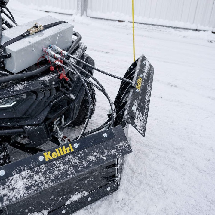 V-plough for ATV 150 cm with hydraulic power unit and cylinder