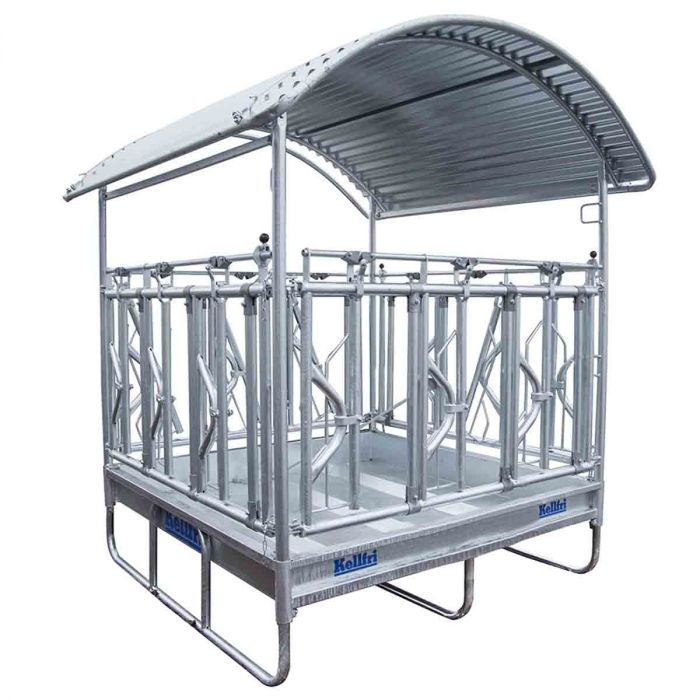 Feeder incl. self-locking headgates for cattle, 14 openings