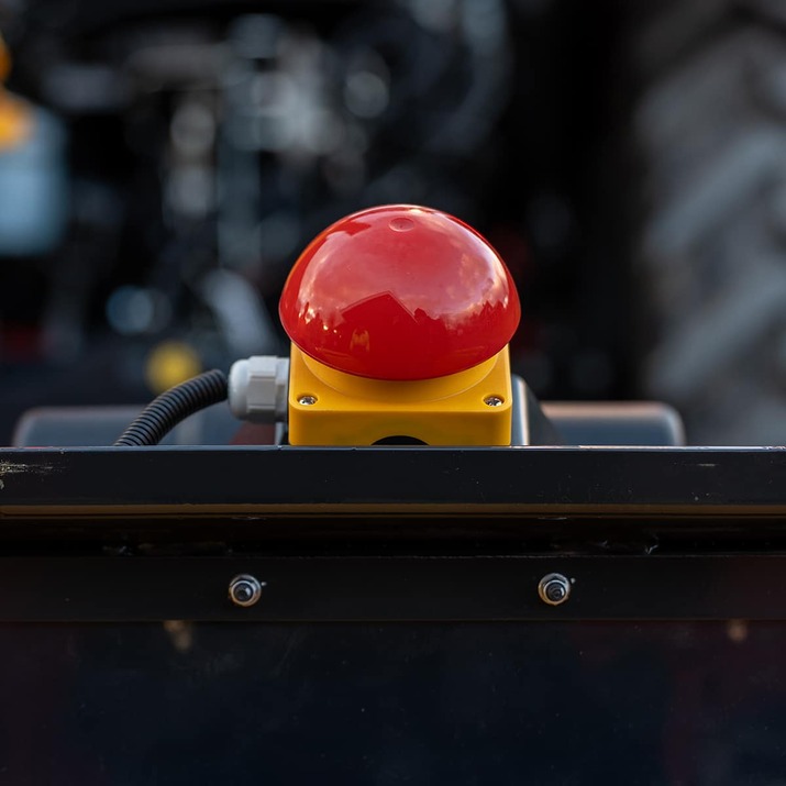 Chipper 150, with antistress hydraulic infeed