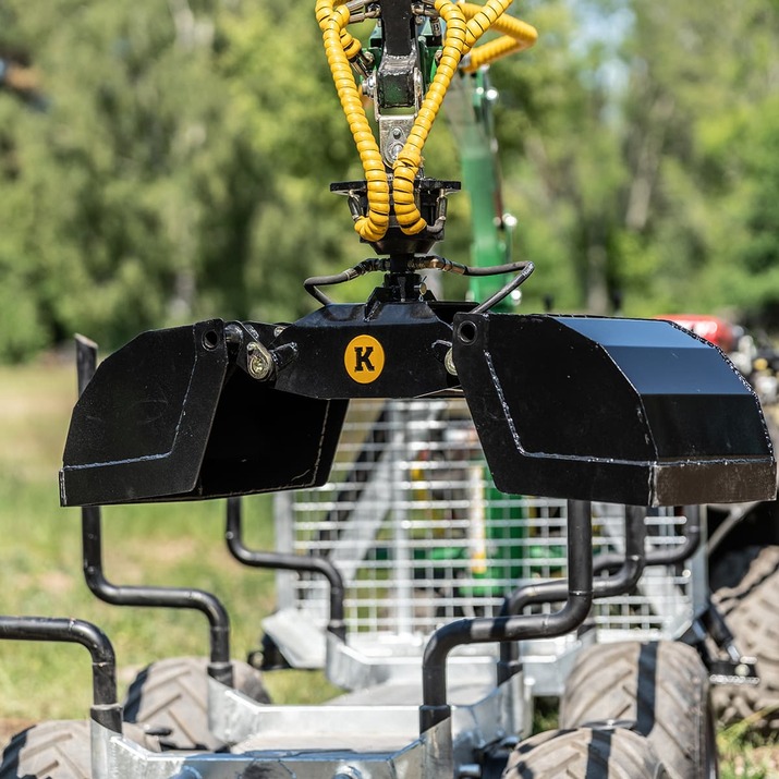 Grapple bucket for ATV Forestry trailer