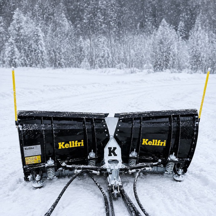 V-plough for ATV 150 cm with hydraulic power unit and cylinder