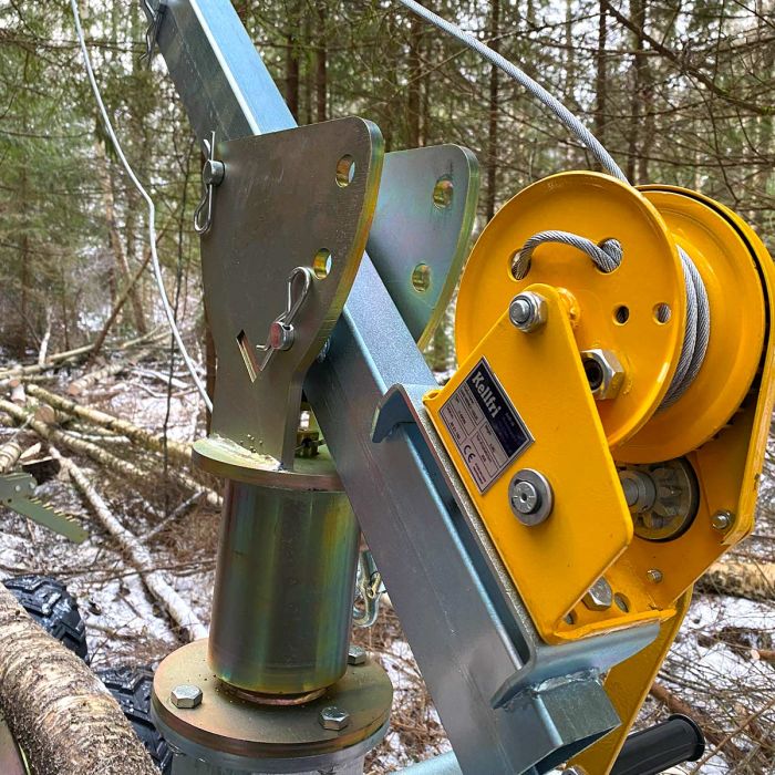 Brake hand winch for winch crane