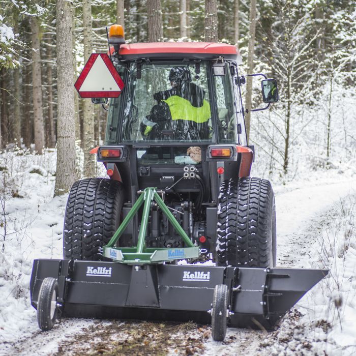 Dozer blade 2.1 m including wheels