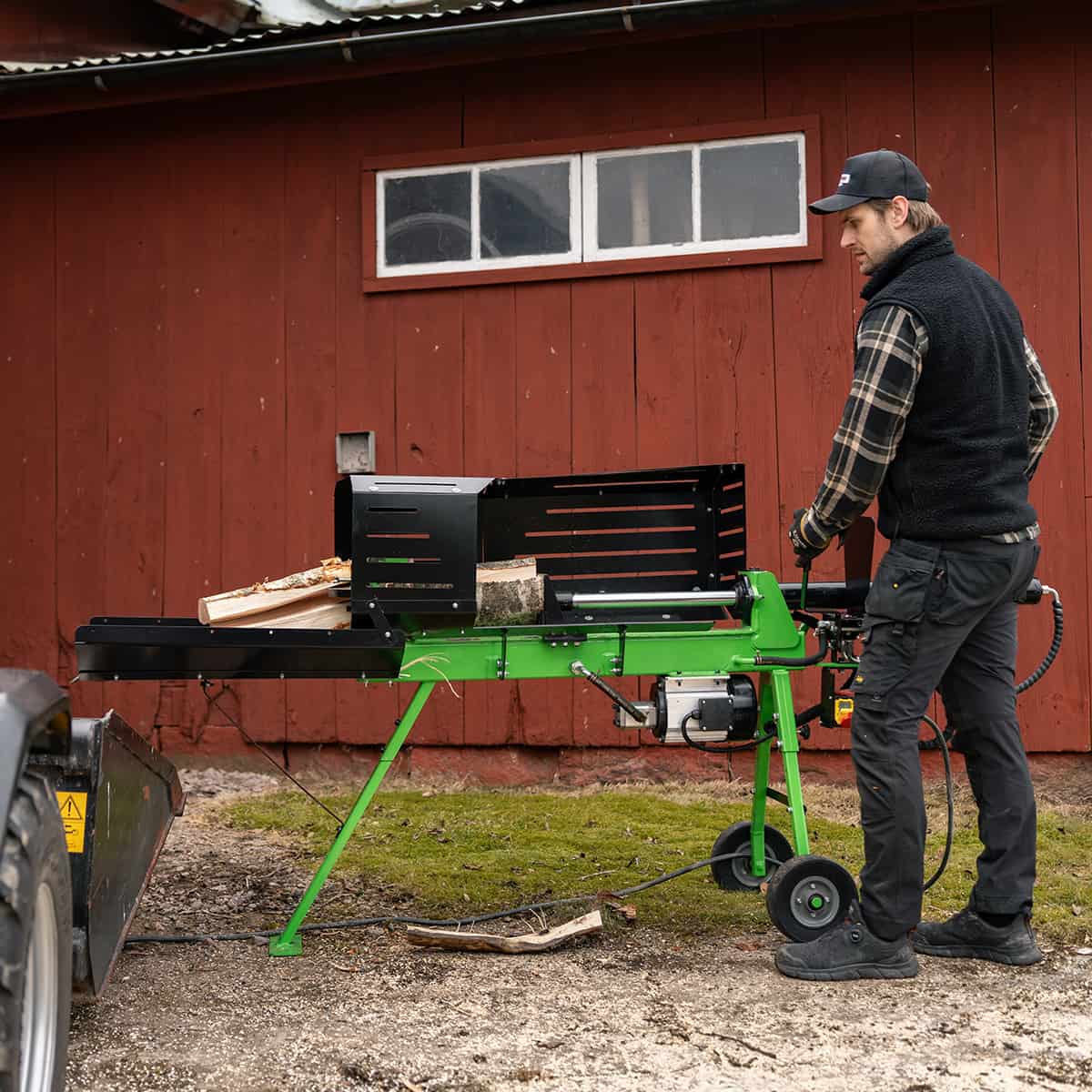 Firewood splitter, electric-powered 7 tonnes, 70 cm
