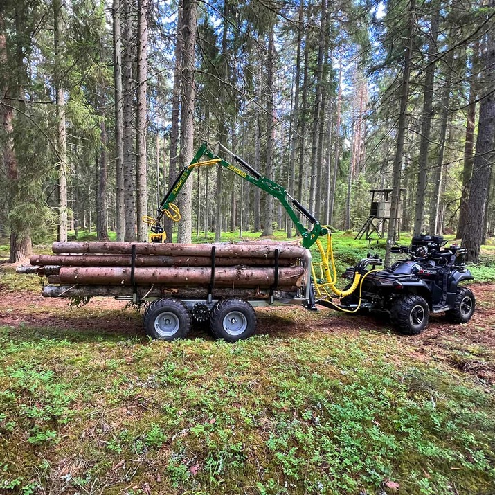 3-tonne forestry trailer ATV with 4,2 m crane