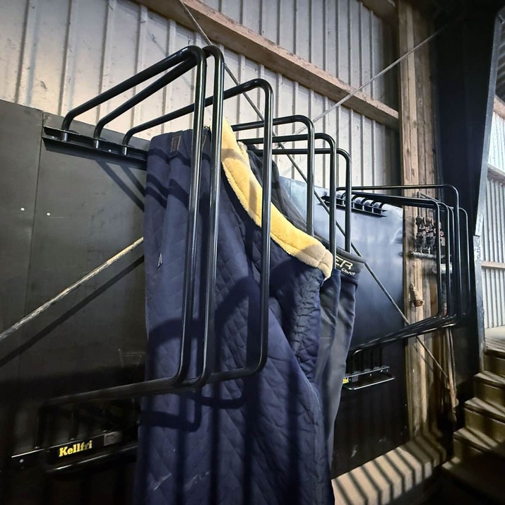 Blanket rack, 6-armed