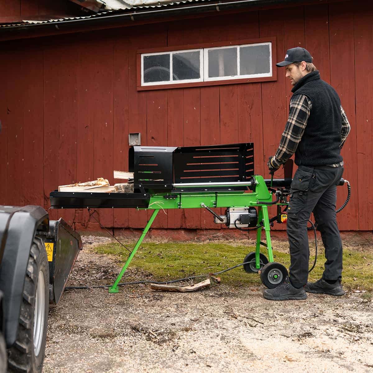Firewood splitter, electric-powered 7 tonnes, 70 cm