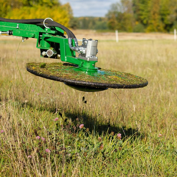 Strimmer, front mounted, with attachment to fit Trima