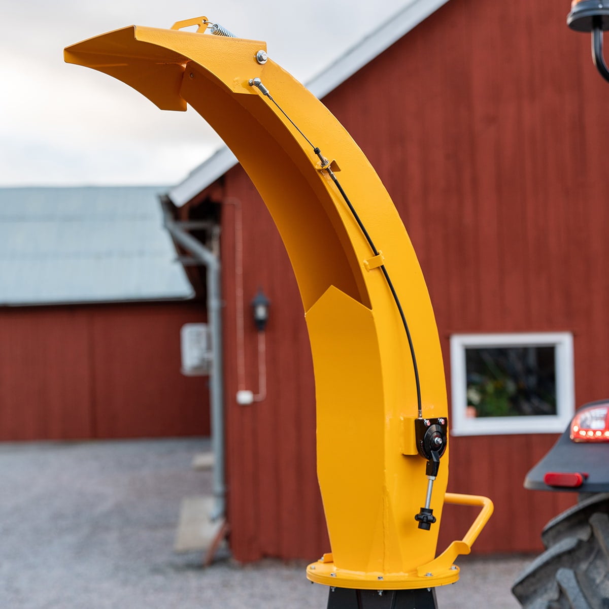 Chipper 150, with antistress hydraulic infeed
