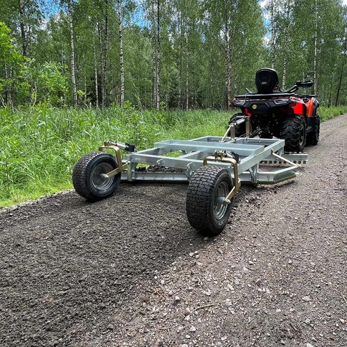 Road drag for ATV, 3-blade with electrical height adjustment function
