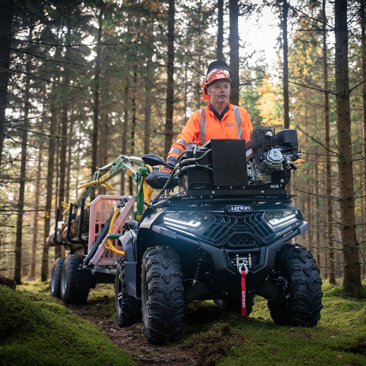 3-tonne forestry trailer ATV with 4,2 m crane