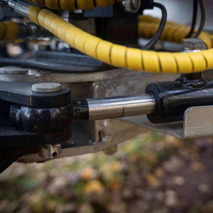 3-tonne forestry trailer ATV with 4,2 m crane