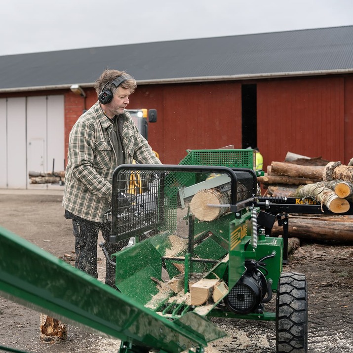 Log cutter and splitter, electric-powered