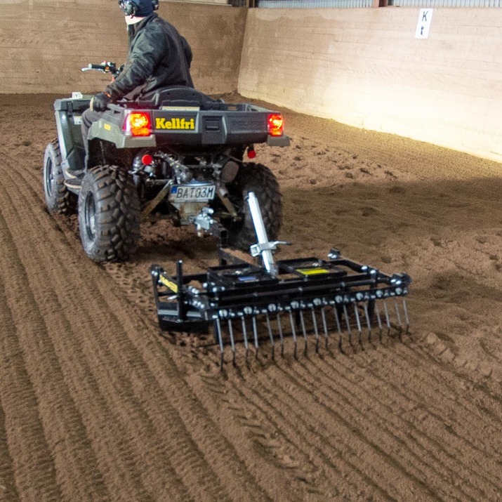 Side scraper for Yard harrow ATV GH2UG