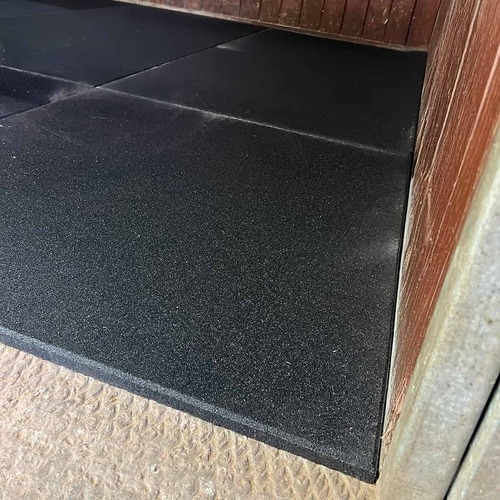 Stable mat 20 mm, 1 x 1 m