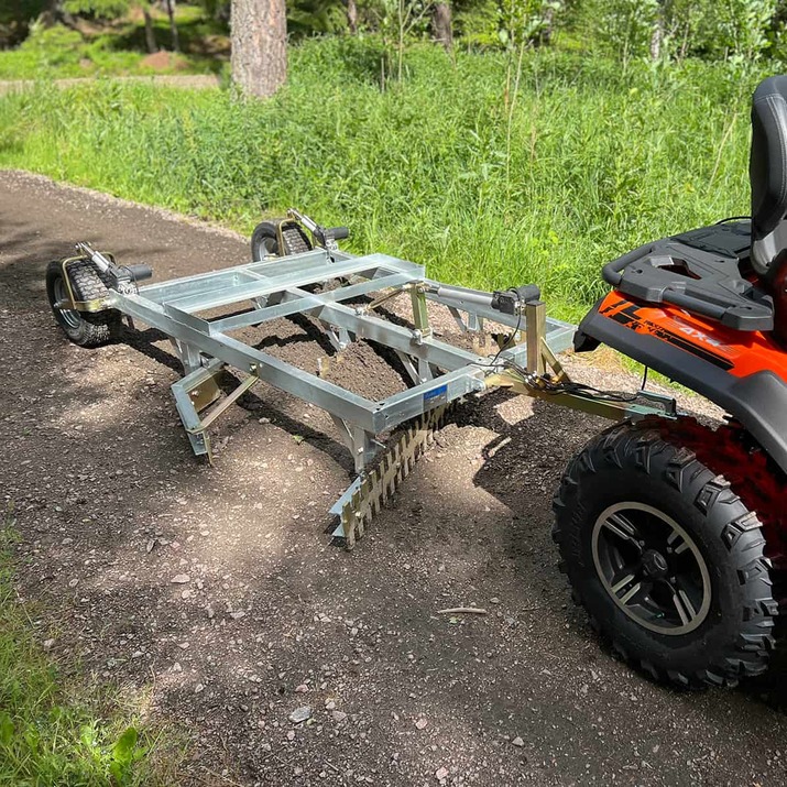 Road drag for ATV, 3-blade with electrical height adjustment function