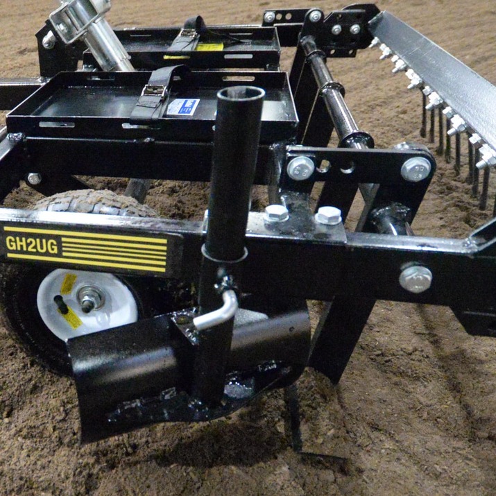 Side scraper for Yard harrow ATV GH2UG