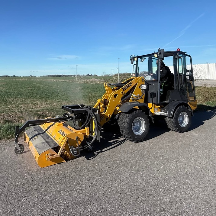 Sweeper with collector
