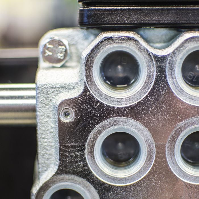 Valve block 8 sections, 2-lever, el. on/off