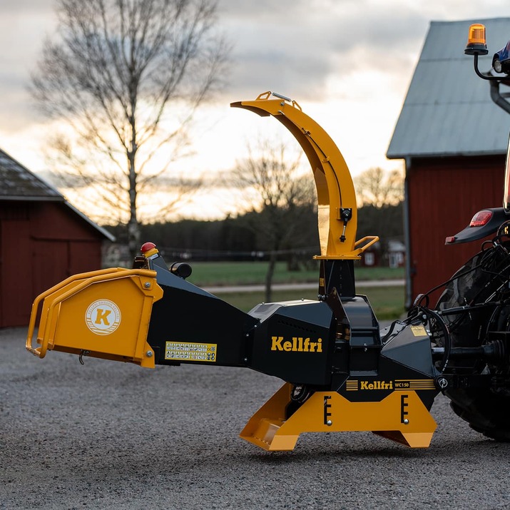 Chipper 150, with antistress hydraulic infeed