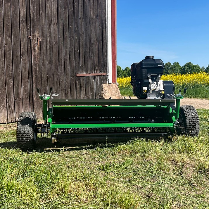 ATV flail mower with flap, 1.2 m, Briggs and Stratton 13.5 hp