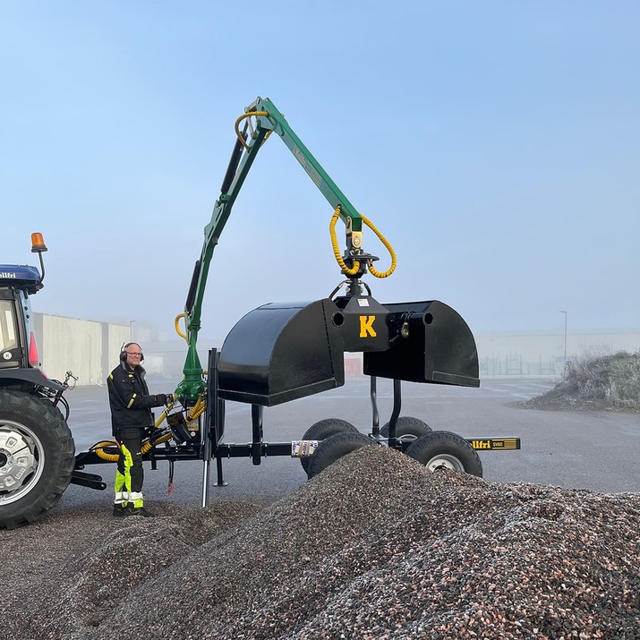 Grapple bucket for forestry trailer, 55 cm