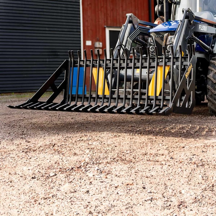 Stone sorting fork 2.0 m, bolted Trima attachment